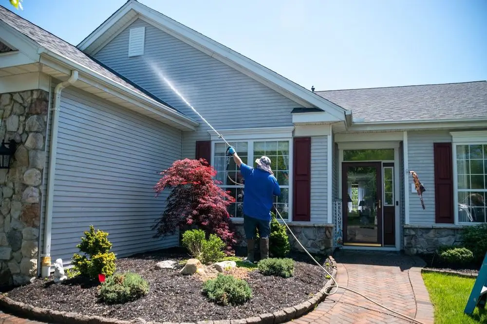 Why You Should Pressure Wash Before Painting Your Home - Clearvue